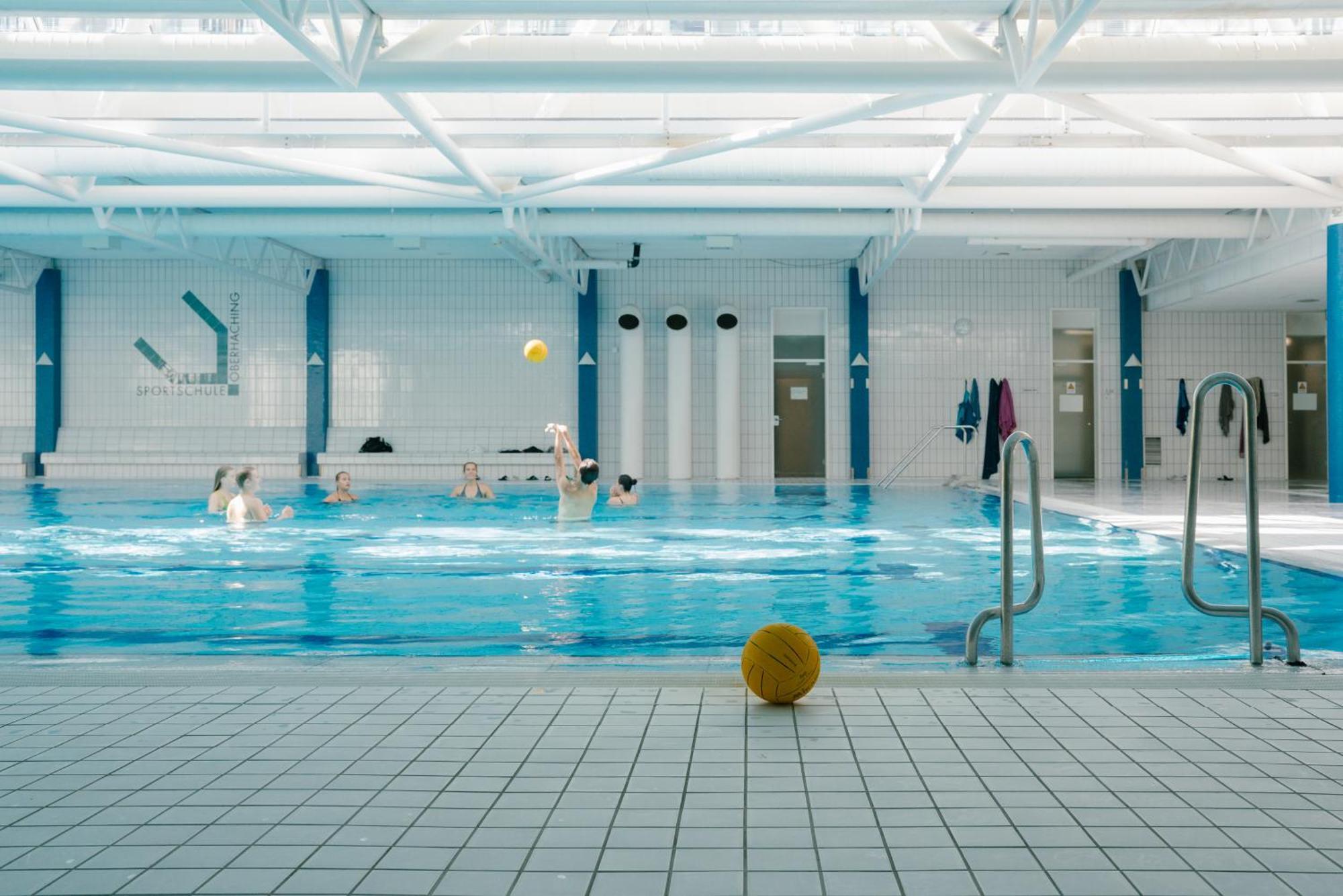 Hotel Sportschule Oberhaching Exterior foto